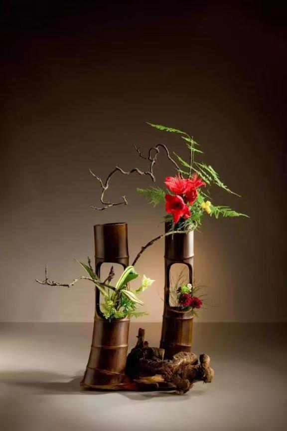 竹讯头条｜“竹筒锦洞天：文人插花中的傲骨禅意”