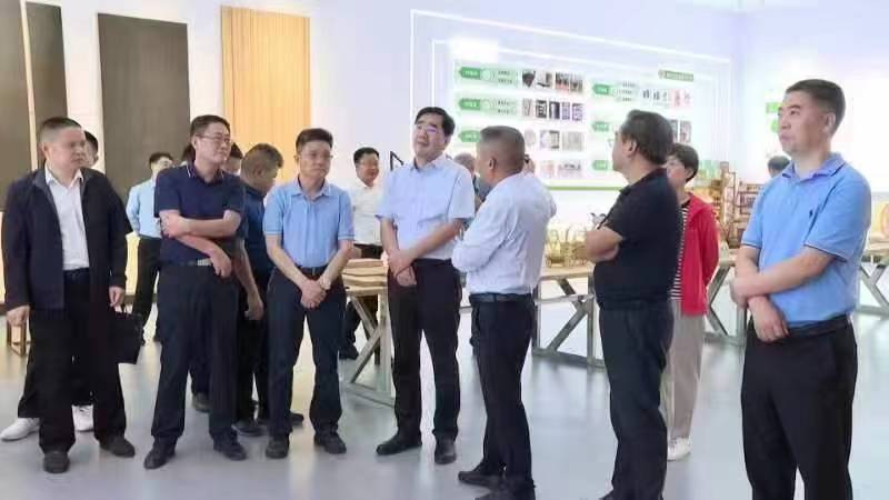 竹讯头条｜湖南省林业局联合省政府办公厅、省政协提案委、省发改委、省农业农村厅等单位到靖州县开展重点提案办理实地调研与座谈